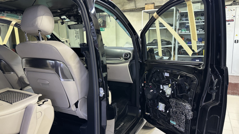 автоматические доводчики дверей Mercedes V-Class