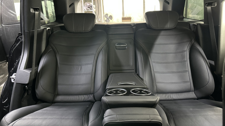 Новый диван в Mercedes-Benz GLS 450d