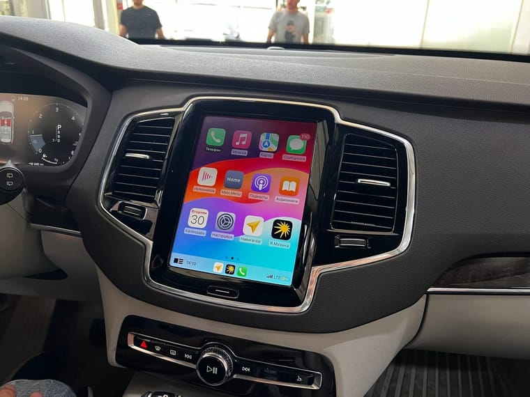 установка Apple CarPlay Volvo