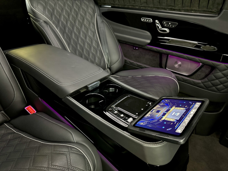 Создание бронированного мобильного офиса на базе Mercedes V-Class