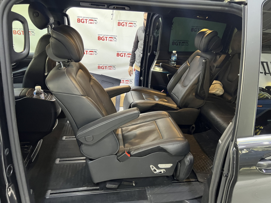 поворачиваются сиденья Mercedes Vito