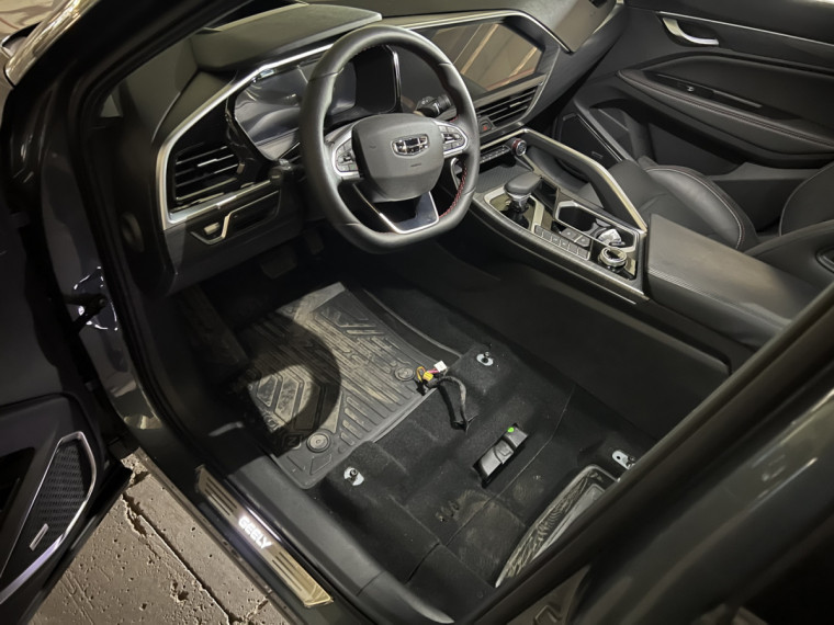 удлинение подушки сиденья Geely Tugella