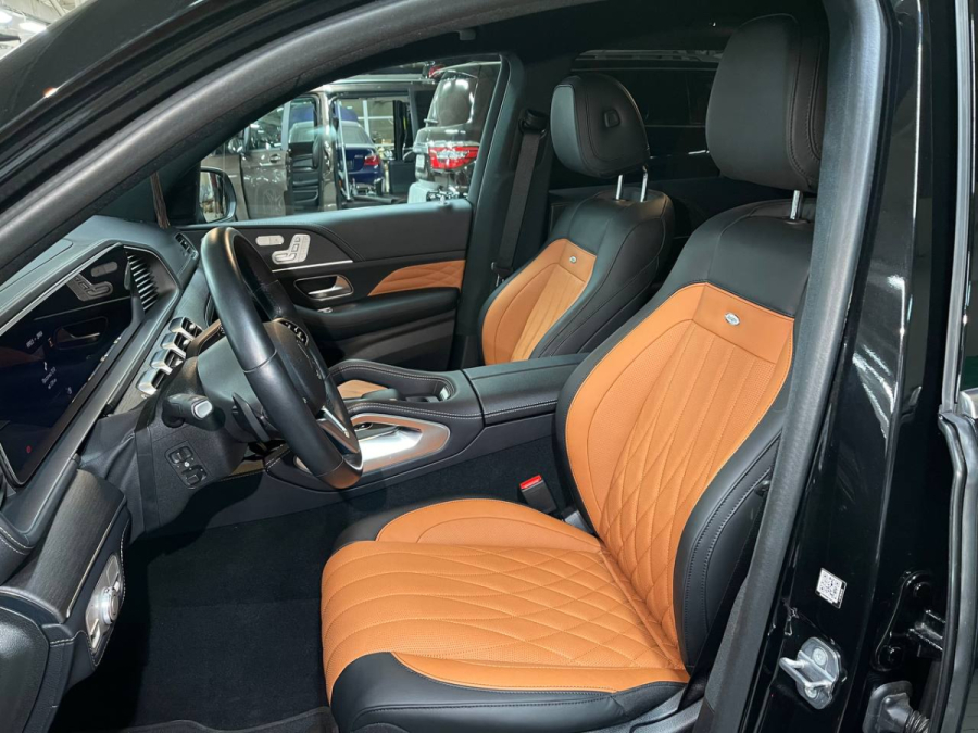 перетяжка Mercedes GLC натуральной кожей