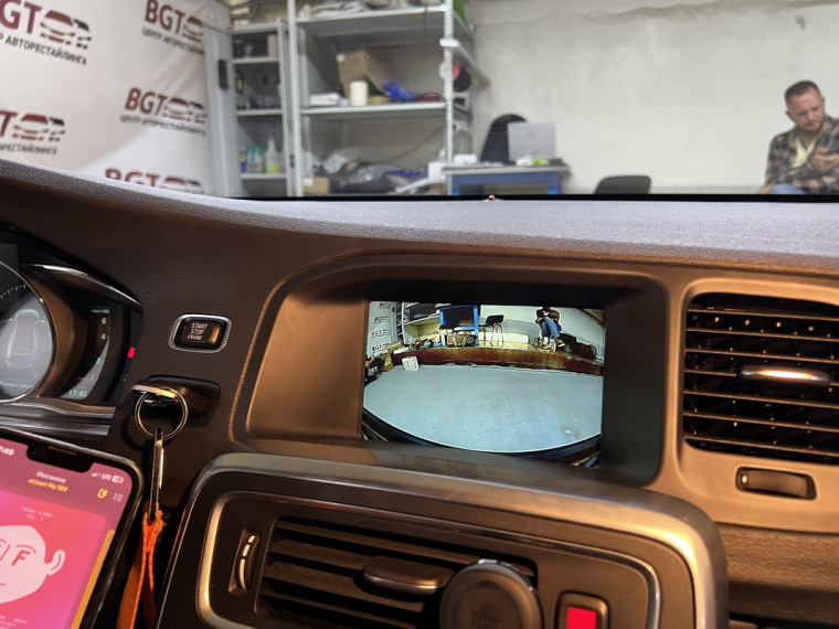 вывод камеры на штатный экран Volvo