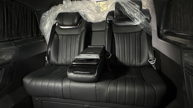 Mercedes V-Class  комфортный диван на третий ряд