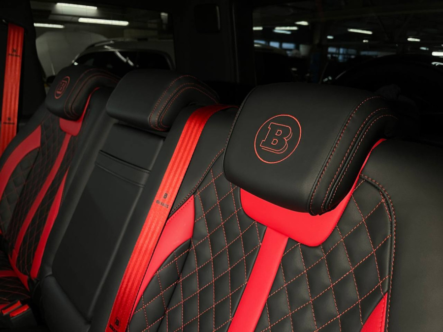 красная строчка Mercedes G-Class