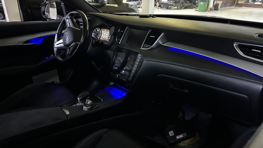 линейная подсветка Infiniti QX50