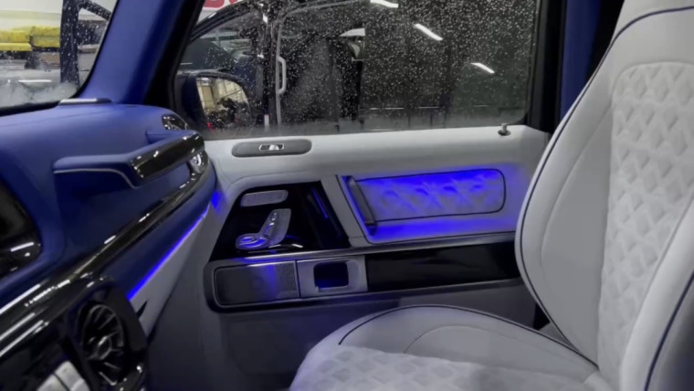 контурная атмосферная подсветка Mercedes G-Class