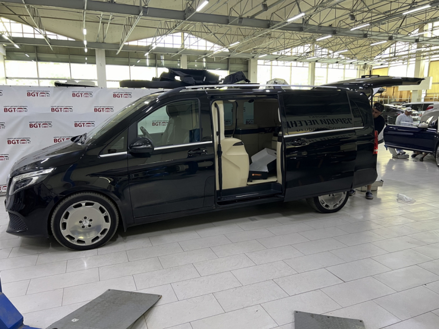 установка электропривода багажника Vito W447