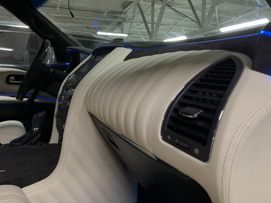 перешив торпедо Infiniti QX80