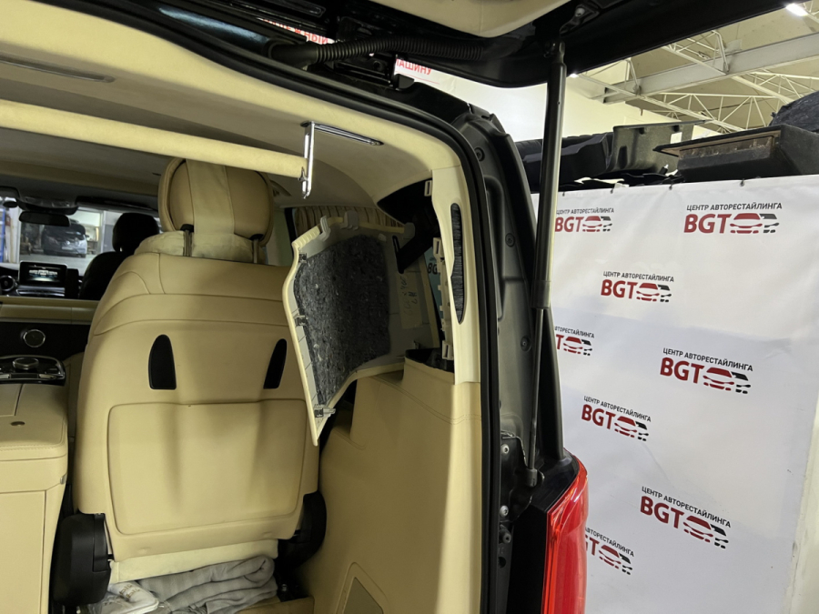 установка электропривода багажника Vito W447