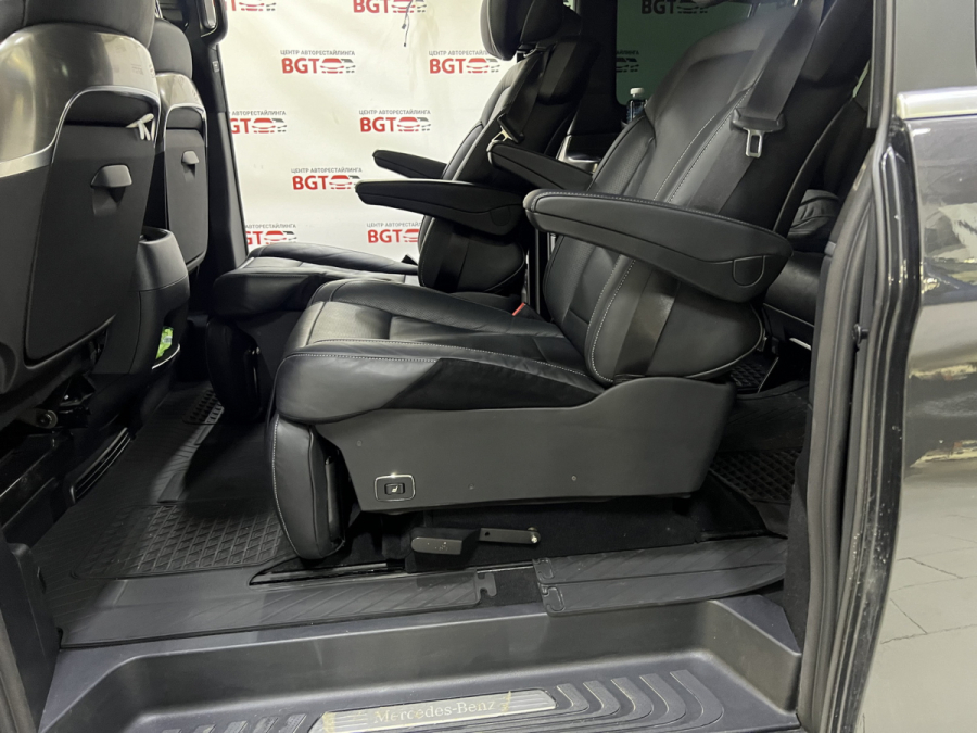 перемещающиеся сиденья Mercedes Vito