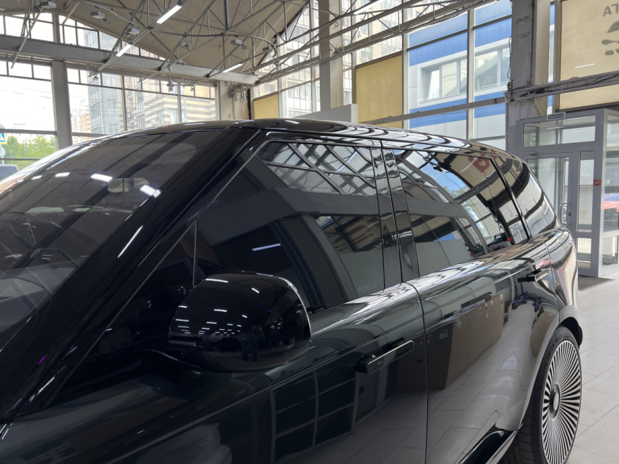 установка двойных стекол Range Rover L460