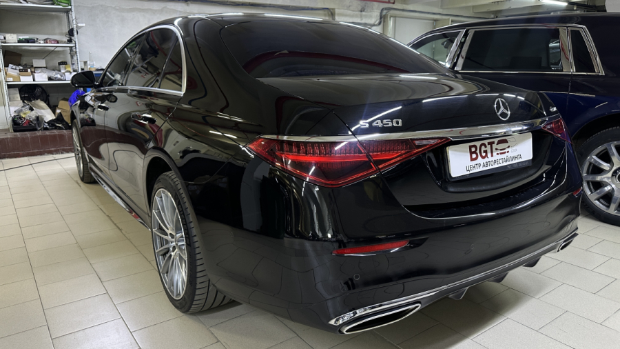 мультимедиа Mercedes S-Class