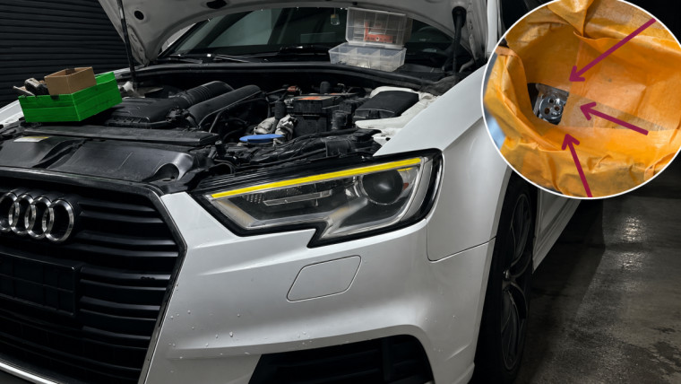 перегорела ресничка Audi A4