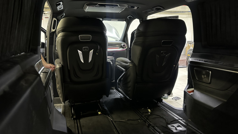 Mercedes V-Class создание пространство для работы пассажиров