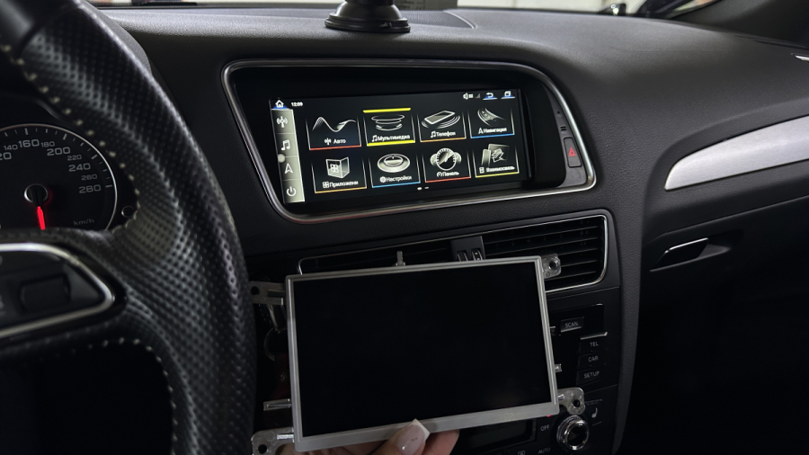 мультимедиа Audi Q5 2015