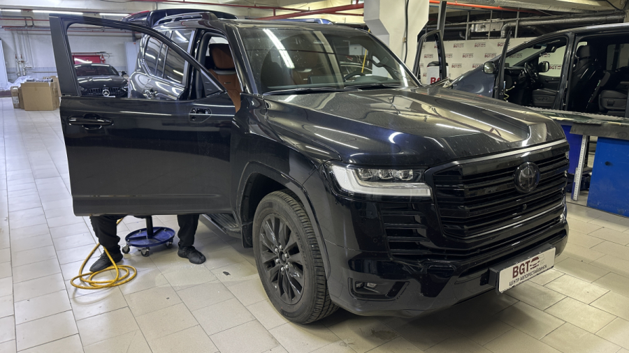 двойные стекла Toyota Land Cruiser 300